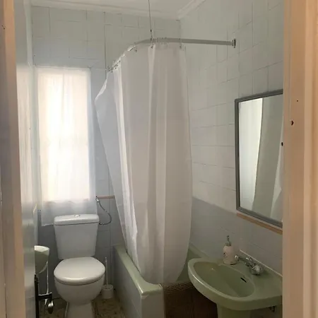 Piso Amplio En Pleno Centro