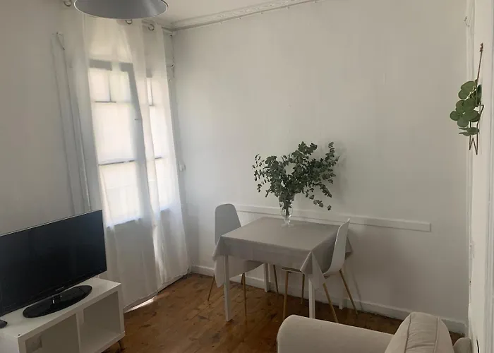 Piso Amplio En Pleno Centro Santander